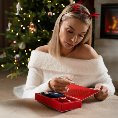 SOXO moteriškos kojinės ir Kalėdiniai eglutės žaisliukai (rinkinys)