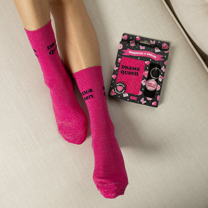 SOXO moteriškos kojinės „Drama Queen“ su raktų pakabuku